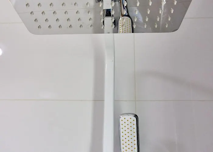 Elite By Signature 那沃达利