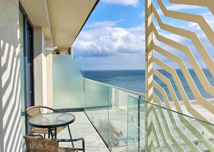 Elite By Signature *